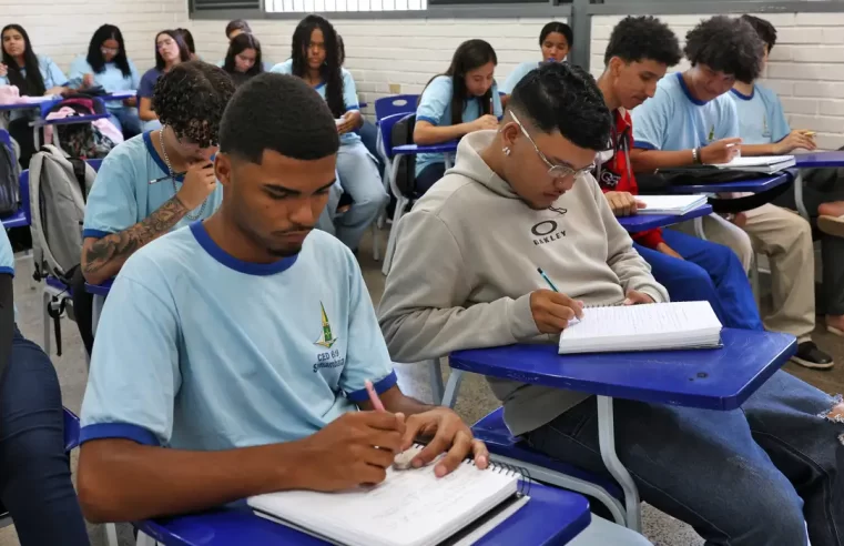 Nascidos em maio e junho recebem R$ 200 do Pé‑de‑Meia hoje