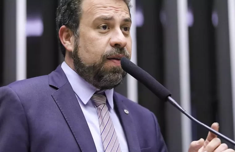 PSOL fura a bolha e lidera ofensiva no STF contra sabotagem do IOF