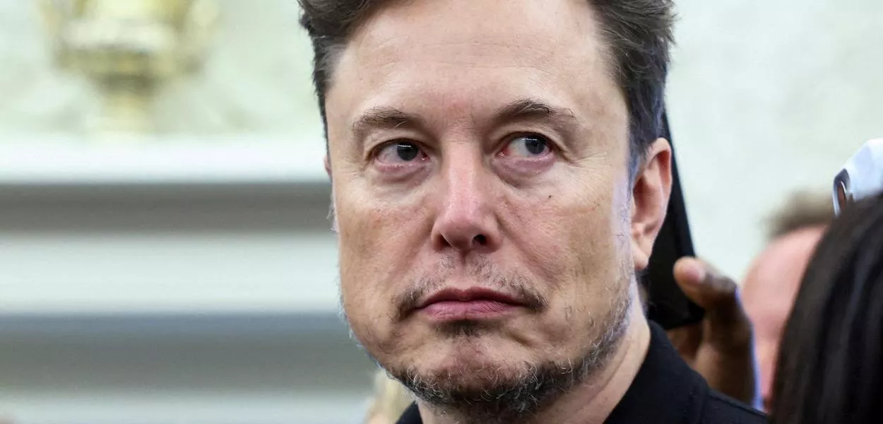 Musk sofre baque de cerca de US$ 70 bilhões após lançamento de partido político