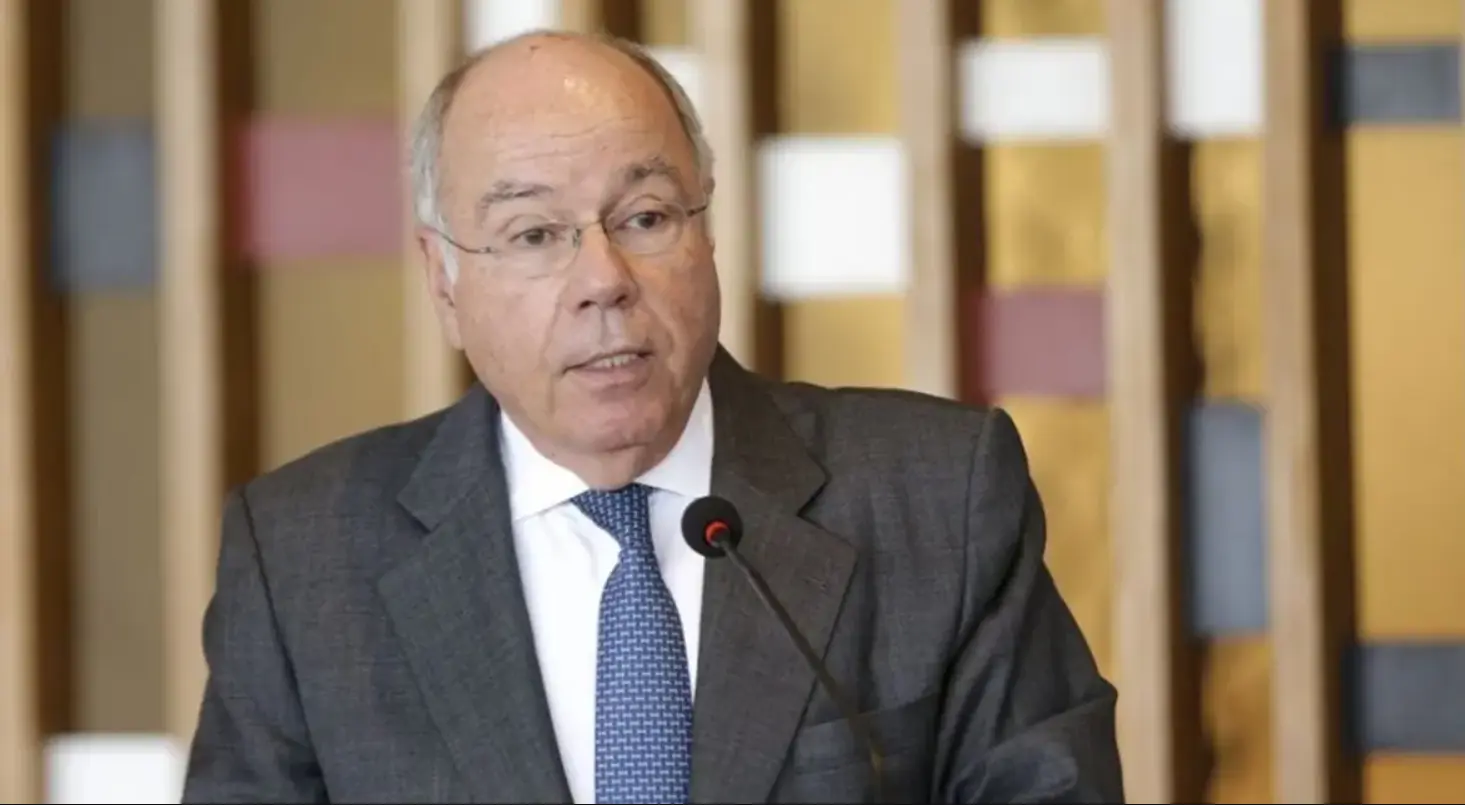 Chanceler Mauro Vieira avisa a Trump que está nos EUA para negociar o “tarifaço”