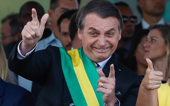 Julgamento de Bolsonaro torna Brasil exemplo democrático