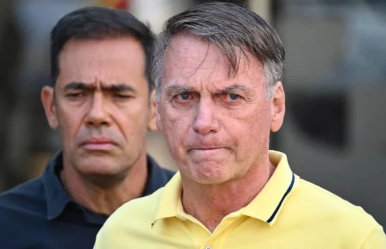 Defesa informa Moraes sobre internação de Bolsonaro em hospital do DF