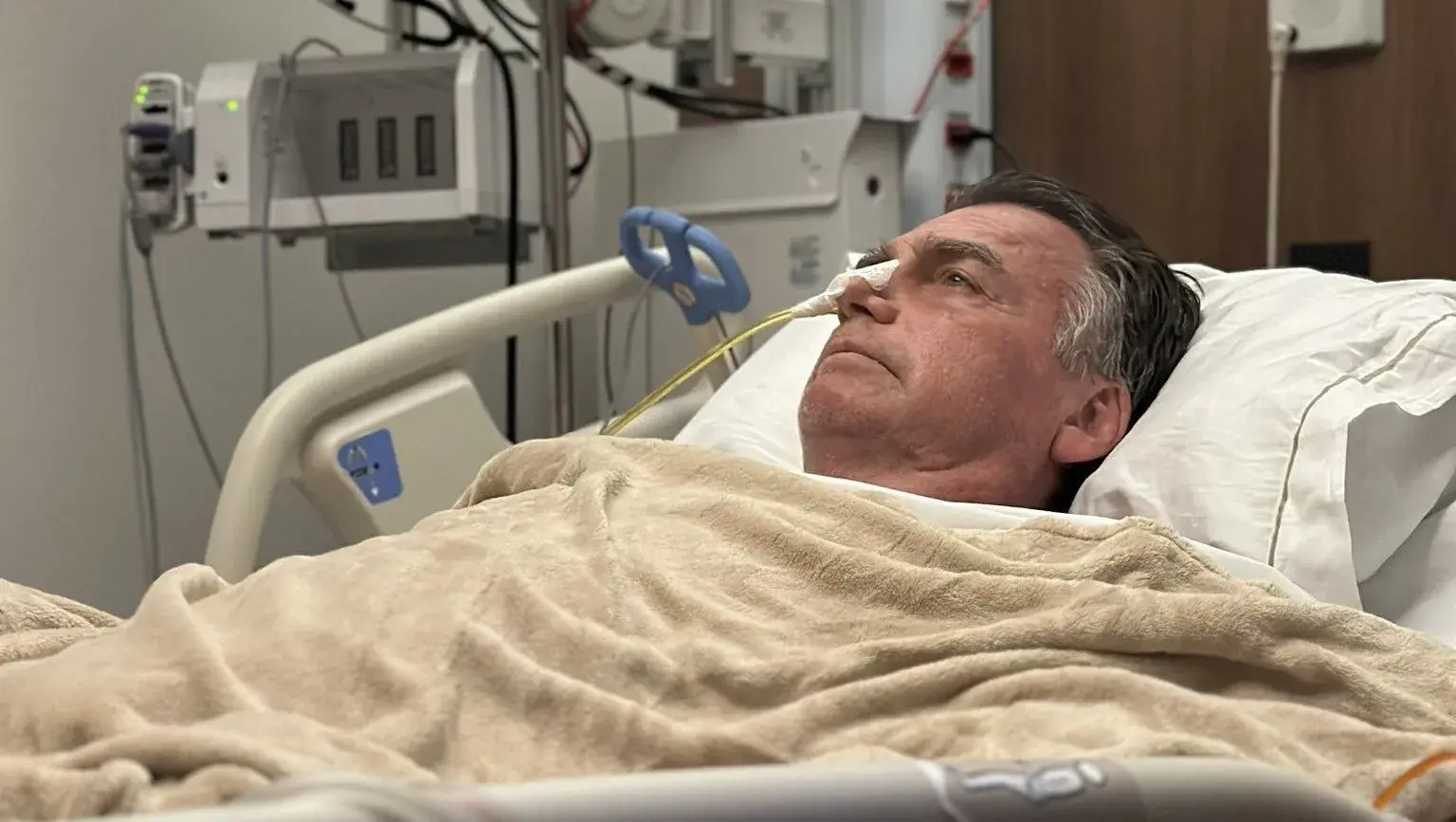 O ex-presidente Jair Bolsonaro internado. Foto: reprodução